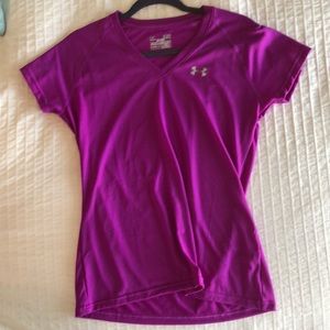 Under armor womens workout shirt small pink really cute
